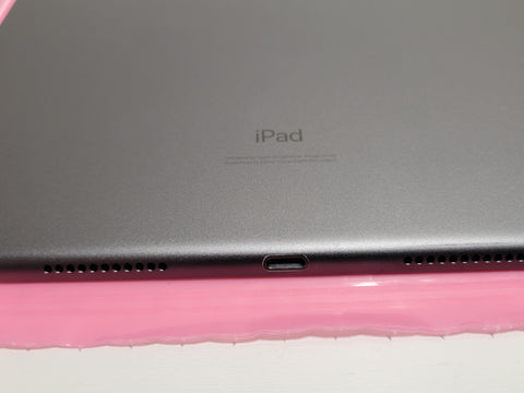 Lot of 3x Apple iPad A2602 & Air A2153 A13/A12 Bionic 3GB 64GB SSD Mixed Grades